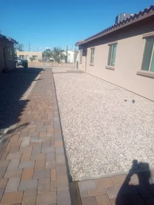 Desert Breeze Landscaping Logo