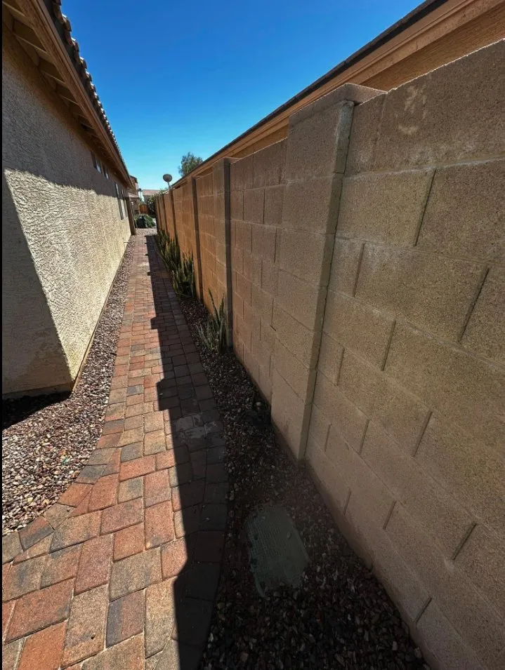 Expert lawn mowing service experts serving Coolidge, AZ - Desert Eagle Landscaping