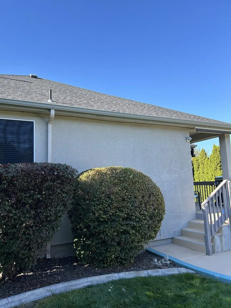 Trusted outdoor landscaping experts serving Kennewick, WA - Desert Edge