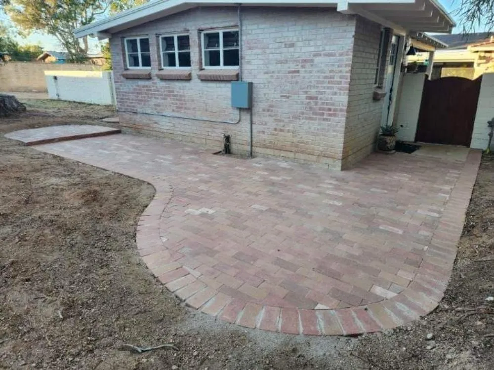 Trusted yard maintenance experts serving Tucson, AZ - Desert Edge Landscaping