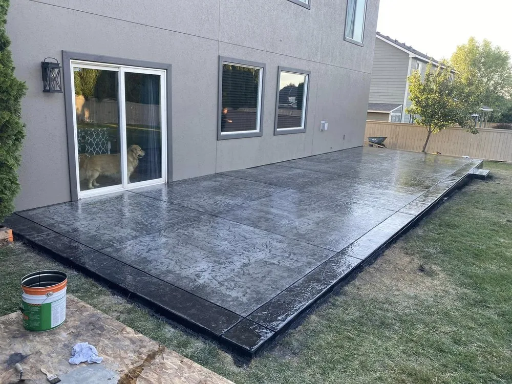 Professional lawn mowing service experts serving Pasco, WA - Desert Jewel