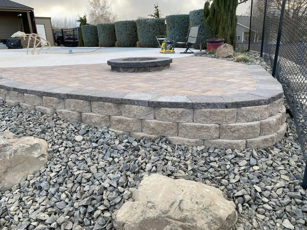 Reliable outdoor landscaping experts serving Pasco, WA - Desert Jewel