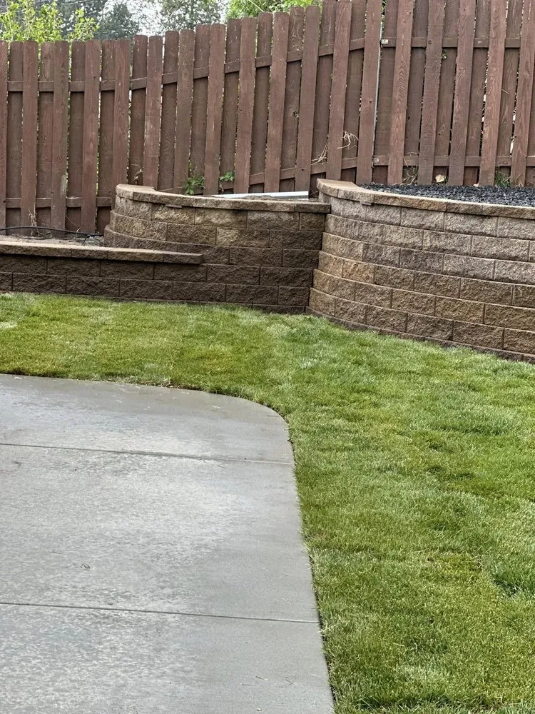 Professional garden landscaping experts serving Pasco, WA - Desert Jewel