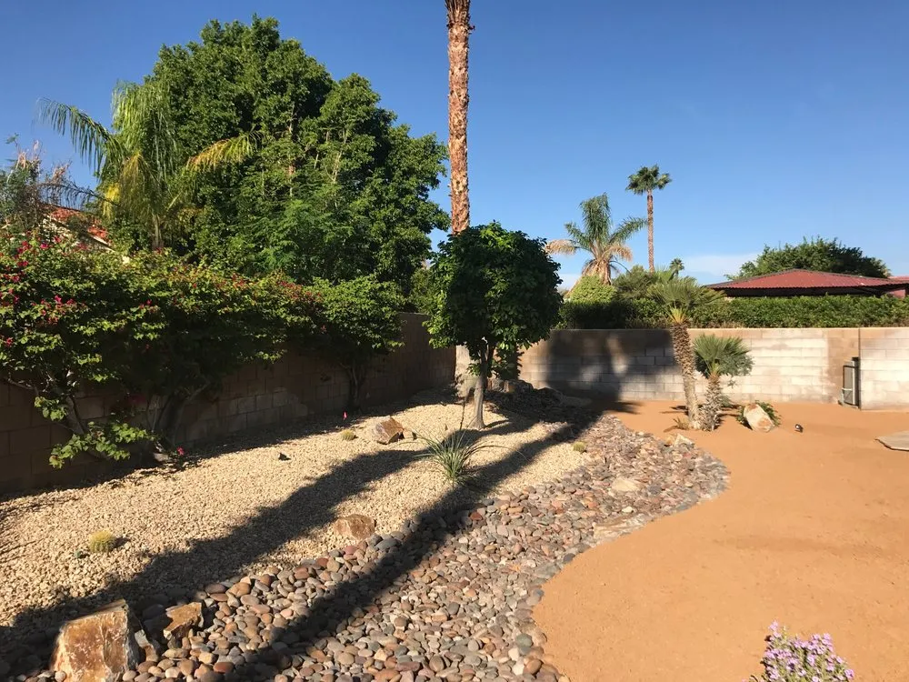Professional yard maintenance in La Quinta, CA - Desert Landscapers
