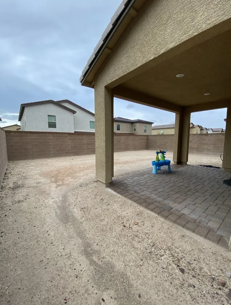 Professional yard maintenance experts serving Las Vegas, NV - Desert Oasis Landscape Construction