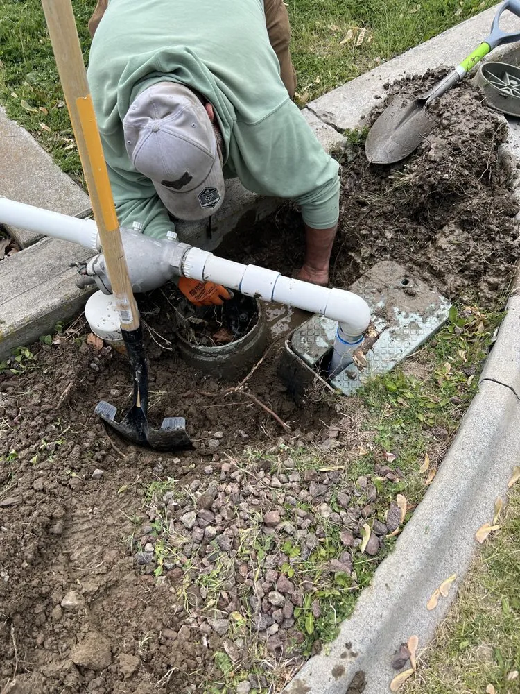 Trusted garden landscaping in Kennewick, WA by Desert Oasis Lawn Care