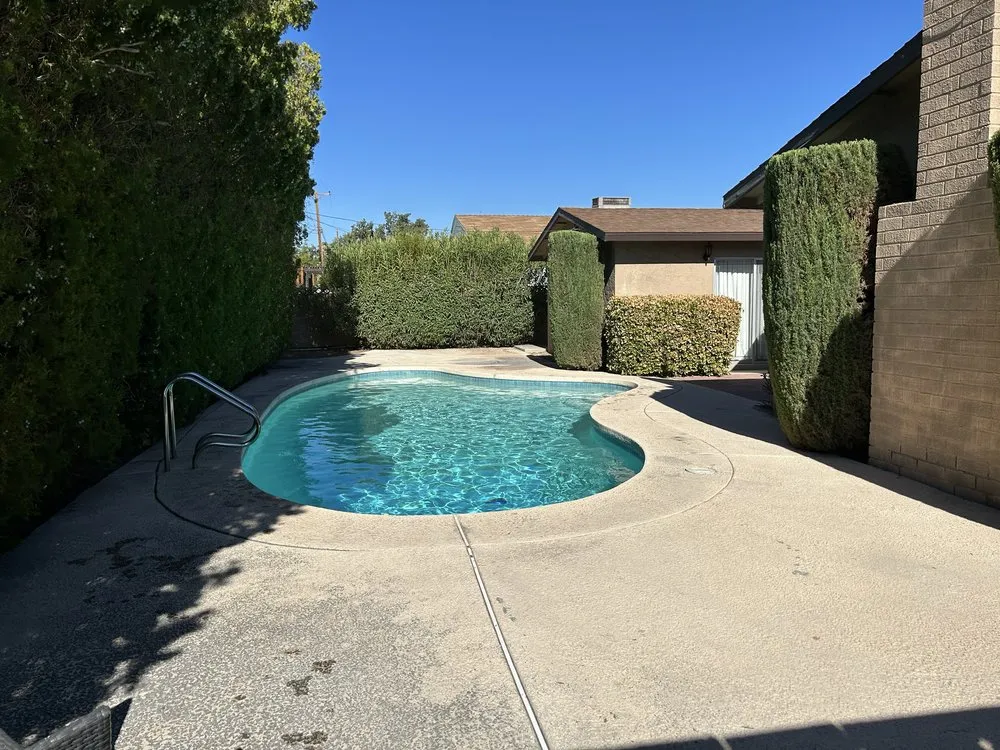 Custom lawn mowing service in North Las Vegas, NV - Desert Palms Landscaping