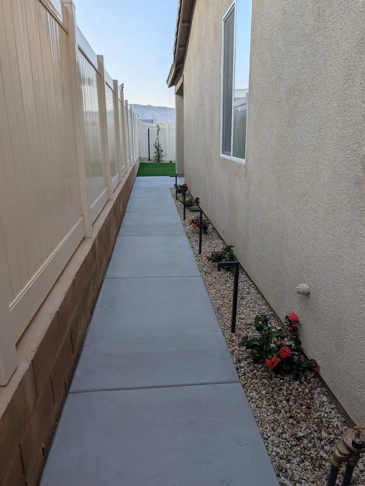 Top-rated residential landscaping experts serving Palm Springs, CA - Desert Pros Landscape