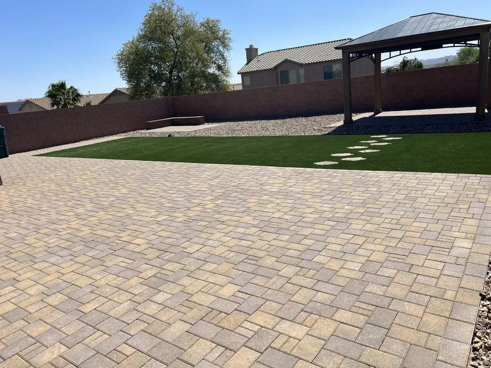 Professional yard cleanup service for beautiful yards in Marana, AZ by Desert Proscapes
