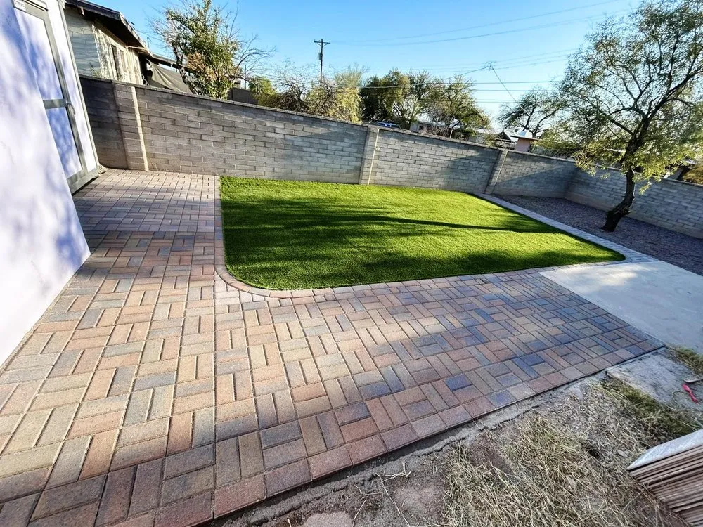 Top-rated lawn care service in Marana, AZ by Desert Proscapes