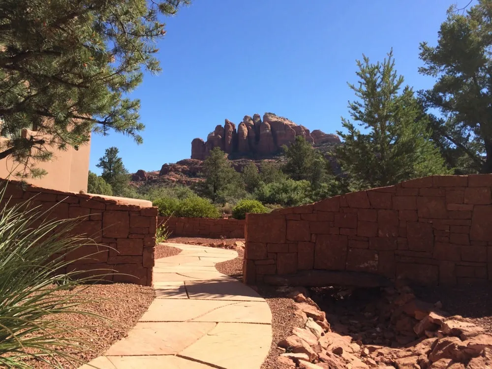 Affordable lawn care service experts serving Sedona, AZ - Desert Scape