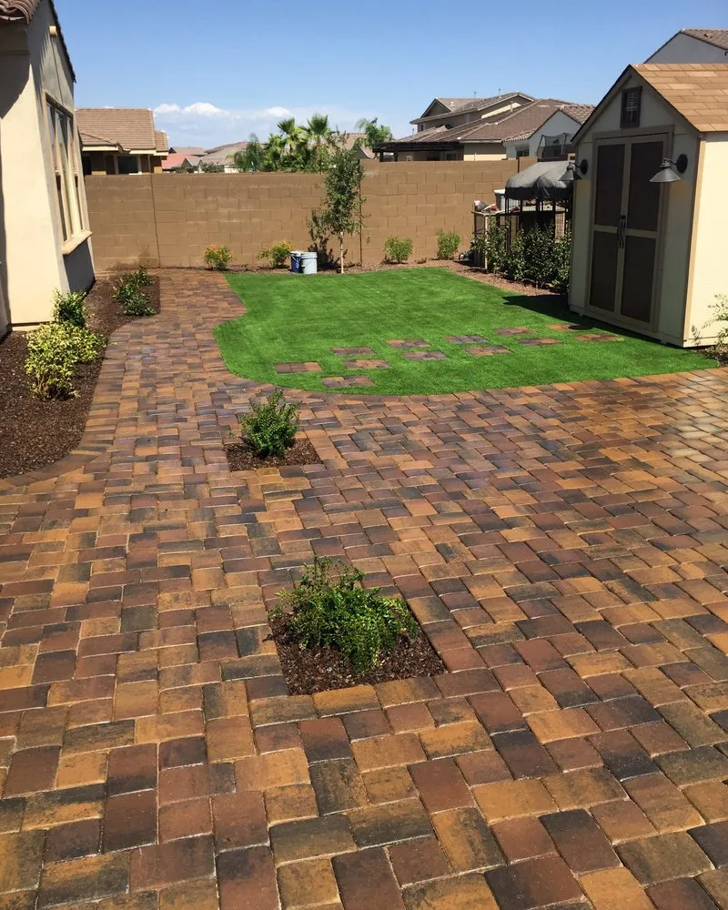 Local landscape installation experts serving Goodyear, AZ - Desert Turf
