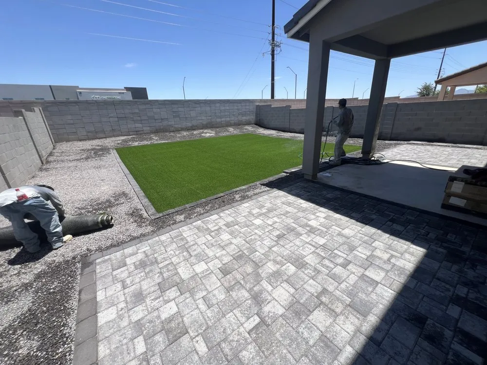 Custom lawn care service near you in Goodyear, AZ by Desert Turf