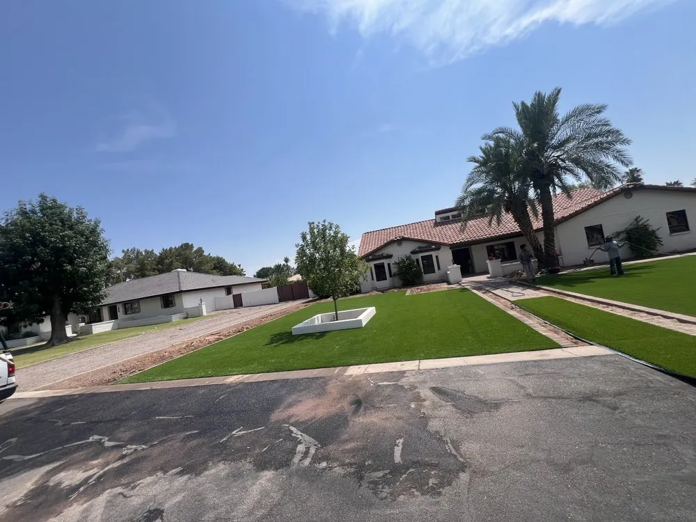 Trusted landscaping services experts serving Goodyear, AZ - Desert Turf