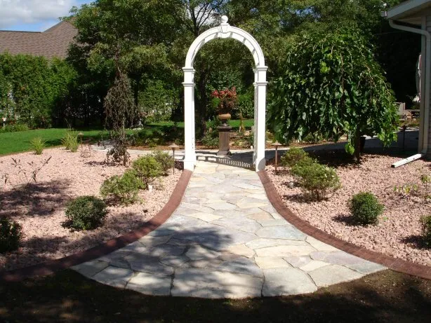 Top-rated lawn care service in Appleton, WI - Desertscape Landscaping