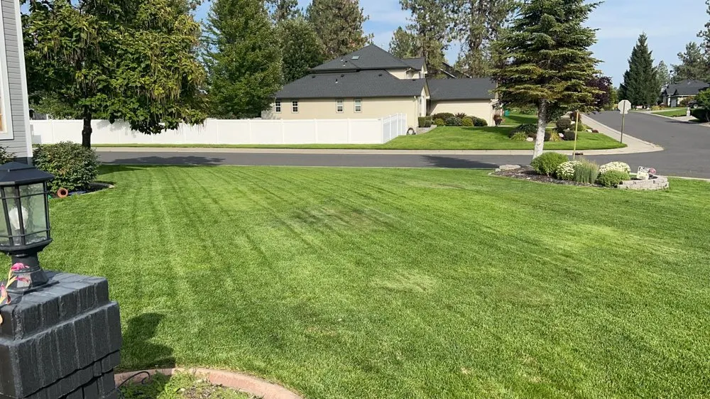 Professional landscape design experts serving Renton, WA - Deshon Landscape