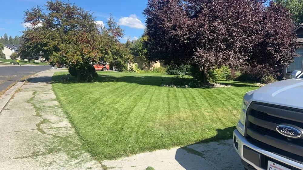 Reliable landscaping services experts serving Renton, WA - Deshon Landscape