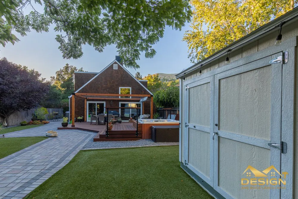 Custom lawn care service for outdoor upgrades across Menlo Park, CA - Design & Build Landscapes