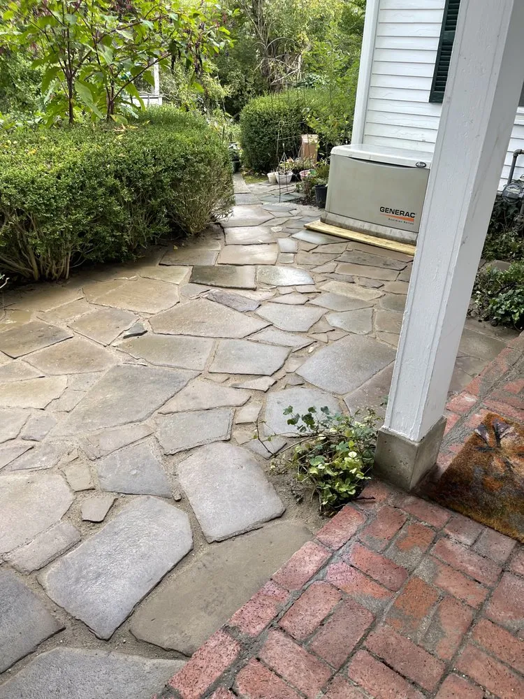 Expert yard cleanup service for homes across Euclid, OH - Design 2