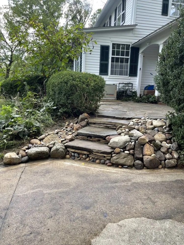 Local landscaping services experts serving Euclid, OH - Design 2