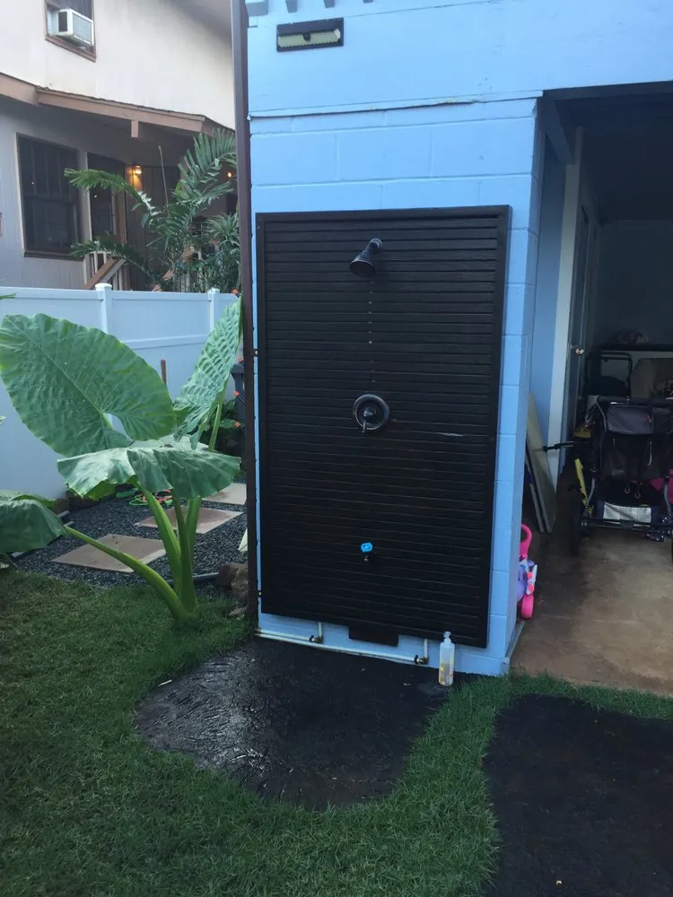 Affordable yard cleanup service in Kapolei, HI by Design Build Landscape