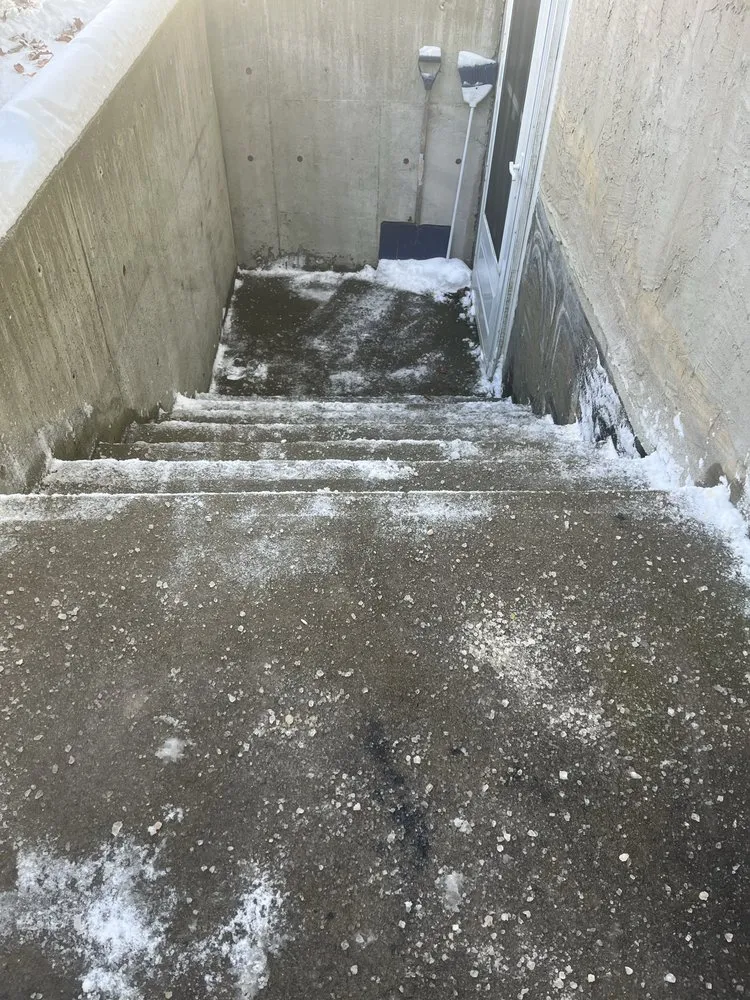 Local landscaping services in Brookhaven, NY by Design by De Vellis