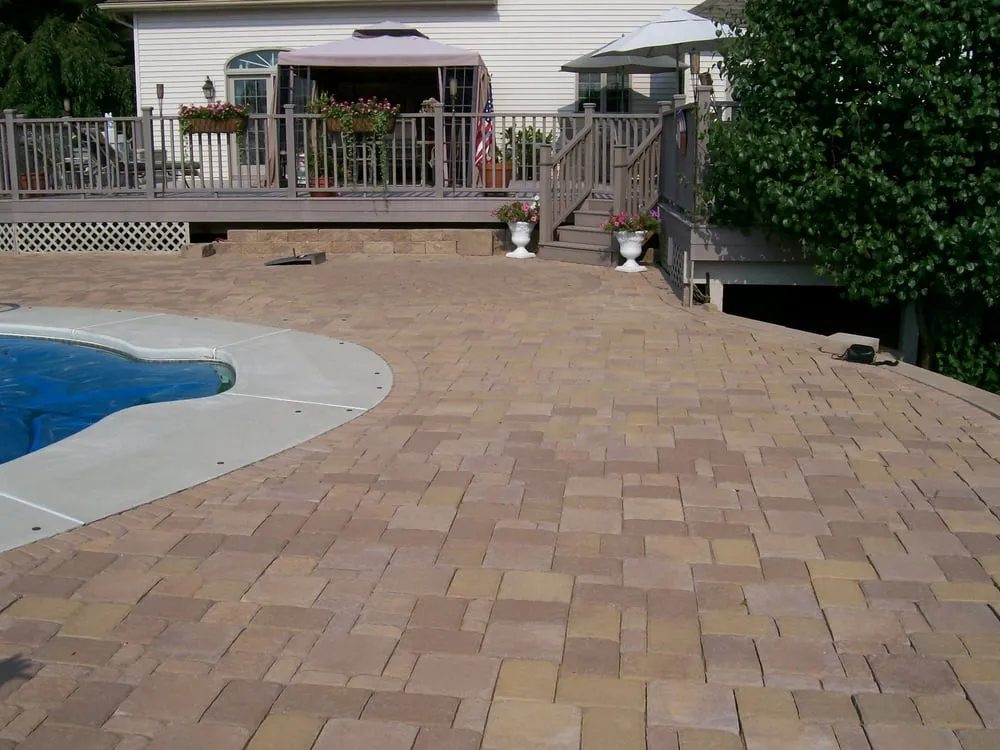 Trusted outdoor landscaping experts serving Mauldin, SC - Design by Lee Landscaping
