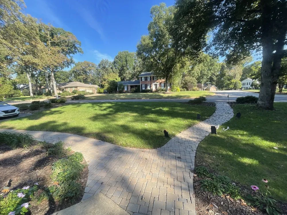 Expert lawn care service experts serving Mauldin, SC - Design by Lee Landscaping