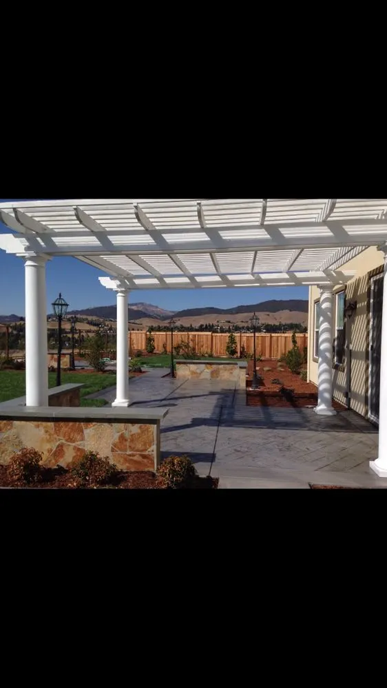 Trusted garden landscaping for residential properties in Brentwood, CA by Design Landscaping