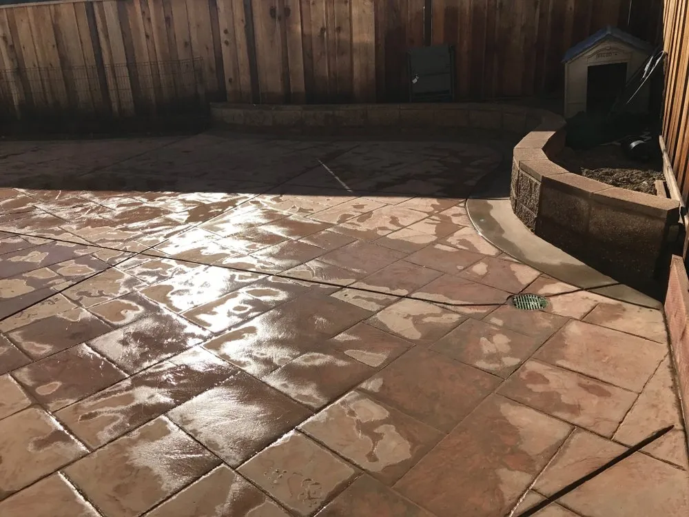 Local lawn mowing service for residential properties across Brentwood, CA - Design Landscaping