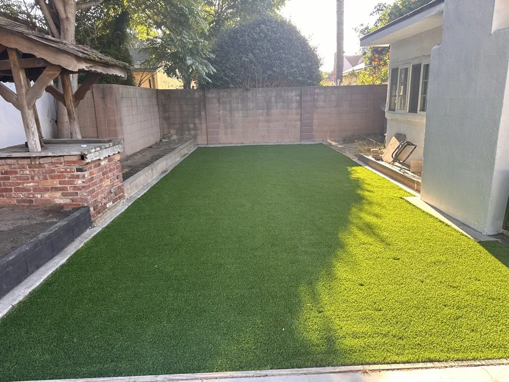 Reliable landscaping services in Los Angeles, CA by Design landscaping