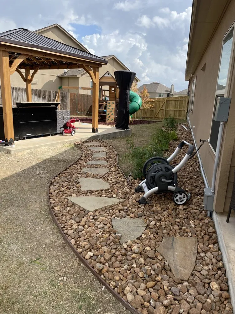 Trusted lawn care service in Selma, TX by Design Matters & Lawn Care