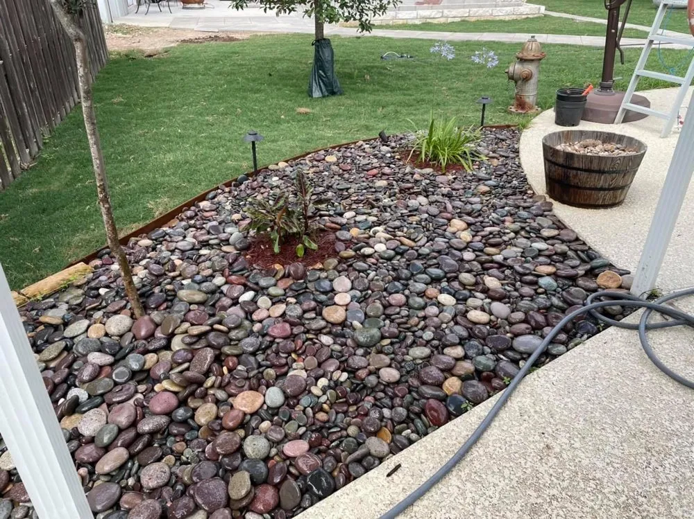 Local outdoor landscaping experts serving Selma, TX - Design Matters & Lawn Care