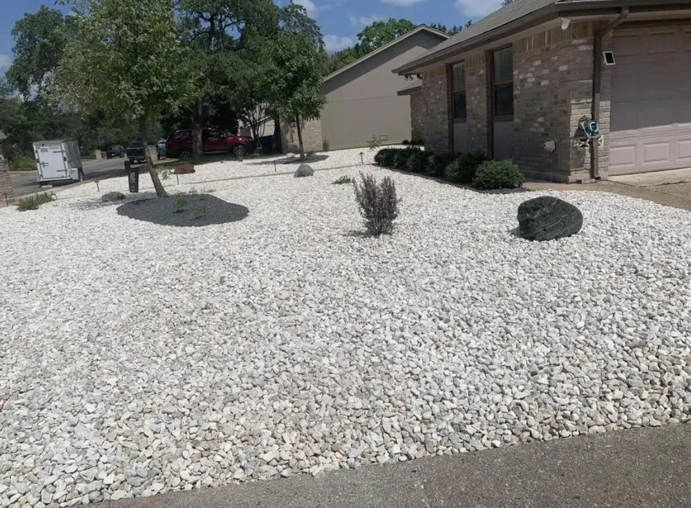 Expert outdoor landscaping in San Antonio, TX by Design Matters & Lawn Creations