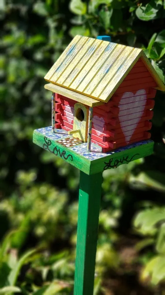 Local lawn mowing service in Lutz, FL by Design Scapes by Robert Draper