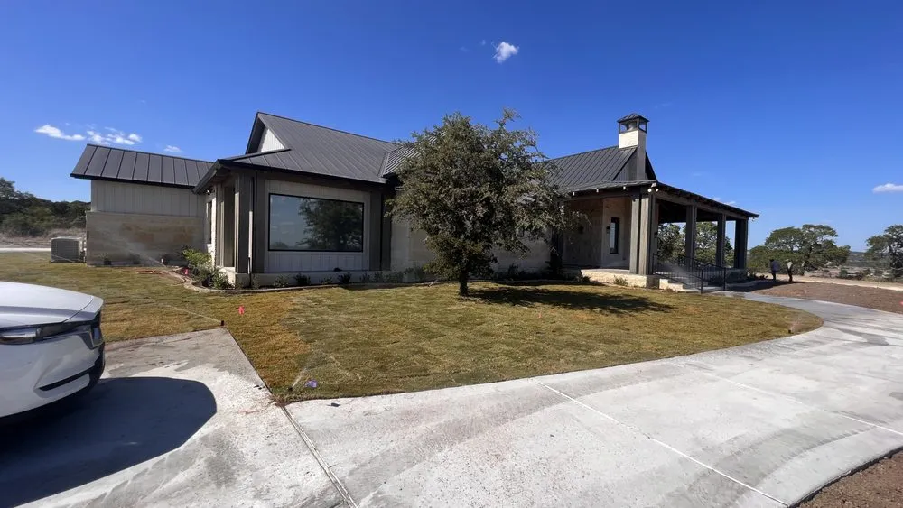 Top-rated yard cleanup service in San Antonio, TX - Design Scapes