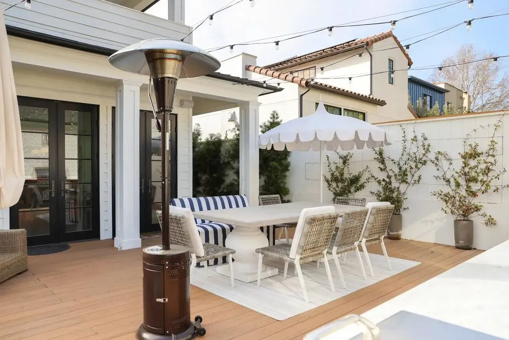 Professional garden landscaping for year-round maintenance across Santa Monica, CA - Design Scapes