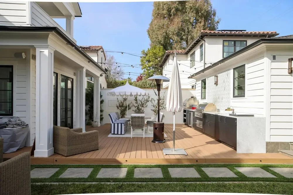 Custom residential landscaping in Santa Monica, CA by Design Scapes