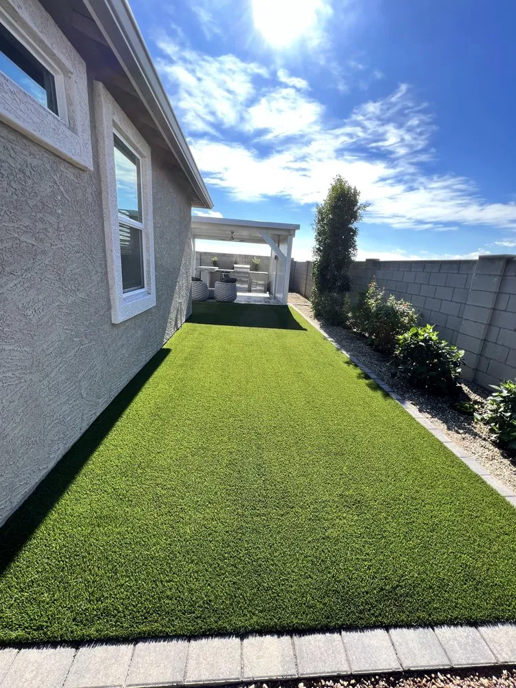 Reliable yard cleanup service in Glendale, AZ - Design Synthetic Greens
