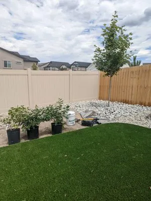 Design/Build Landscapes of Colorado Logo