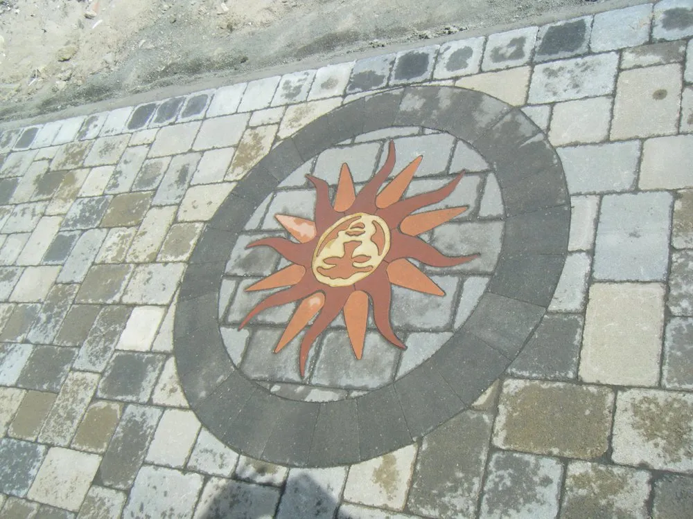 Top-rated yard cleanup service in Westbrook, CT - Designer Fence & Stone