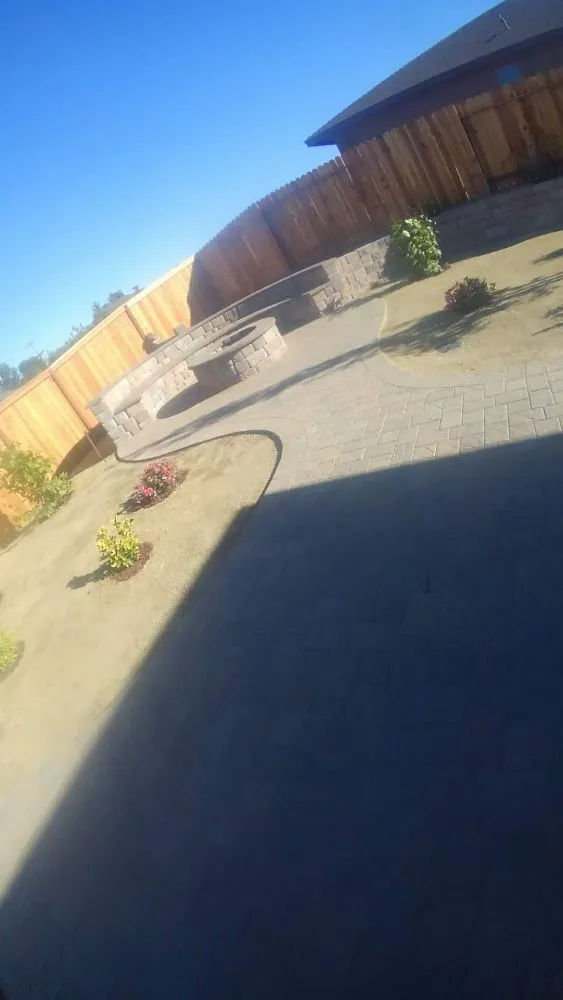 Professional yard maintenance in Reno, NV - Designers Landscapes, LLC