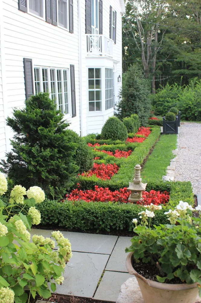 Top-rated lawn mowing service for beautiful yards across New Milford, CT - Designing Eden