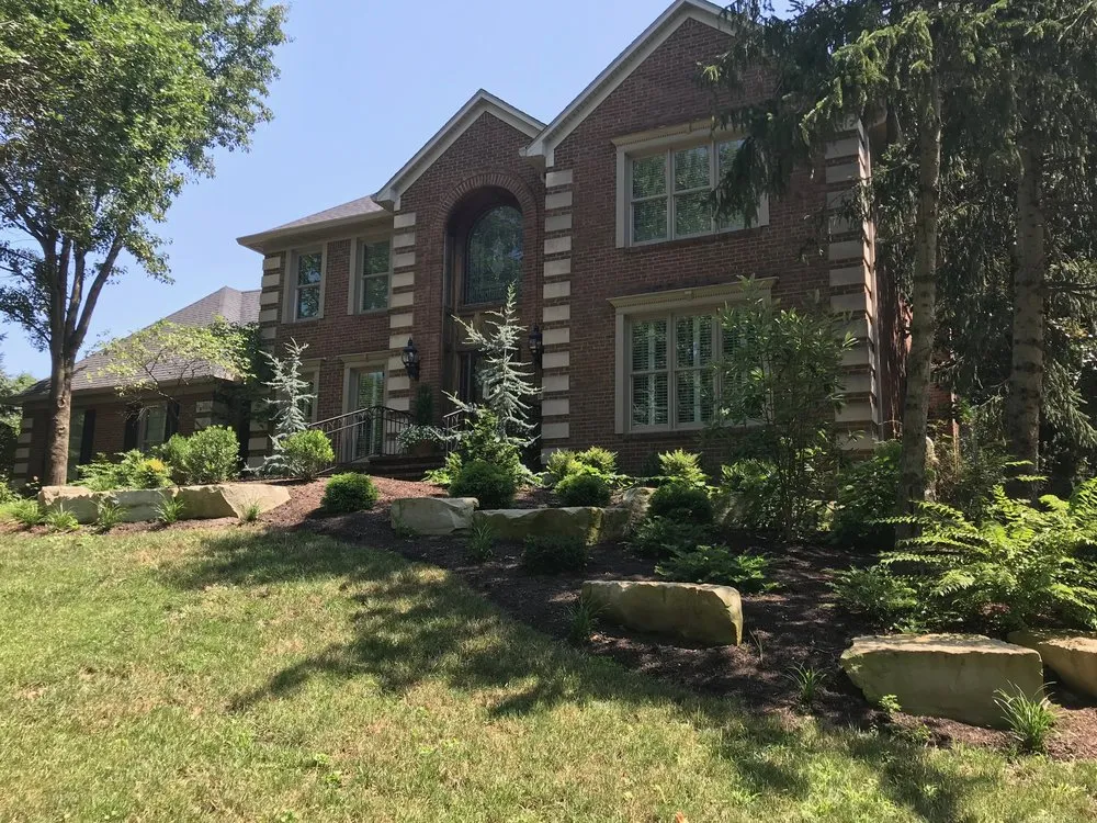 Local garden landscaping in Nicholasville, KY by Designs by Denise