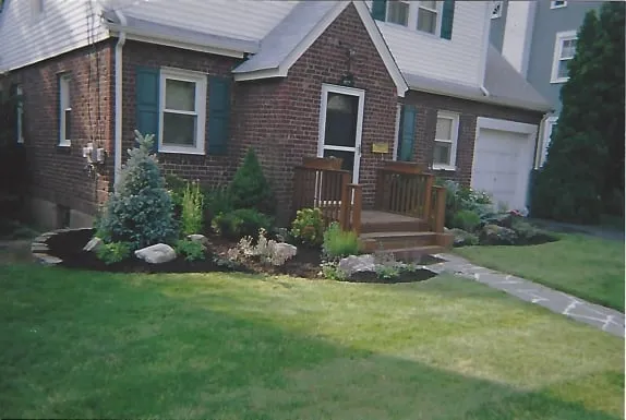 Local lawn care service in Hackensack, NJ by Designs by Evergreen