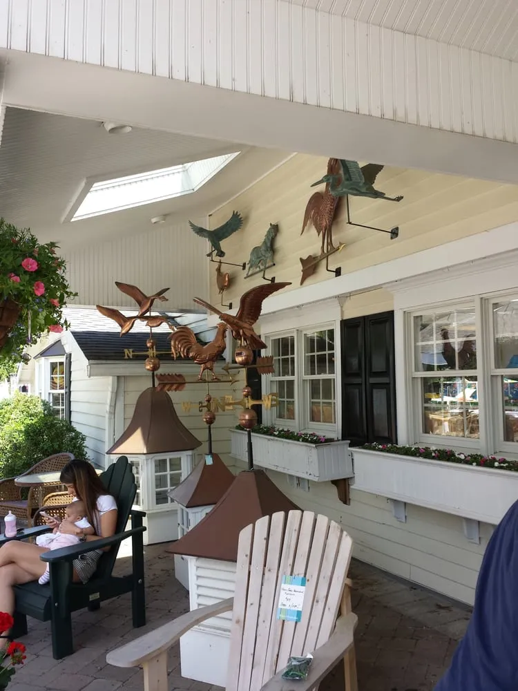 Top-rated landscape design experts serving Stamford, CT - Designs By Lee