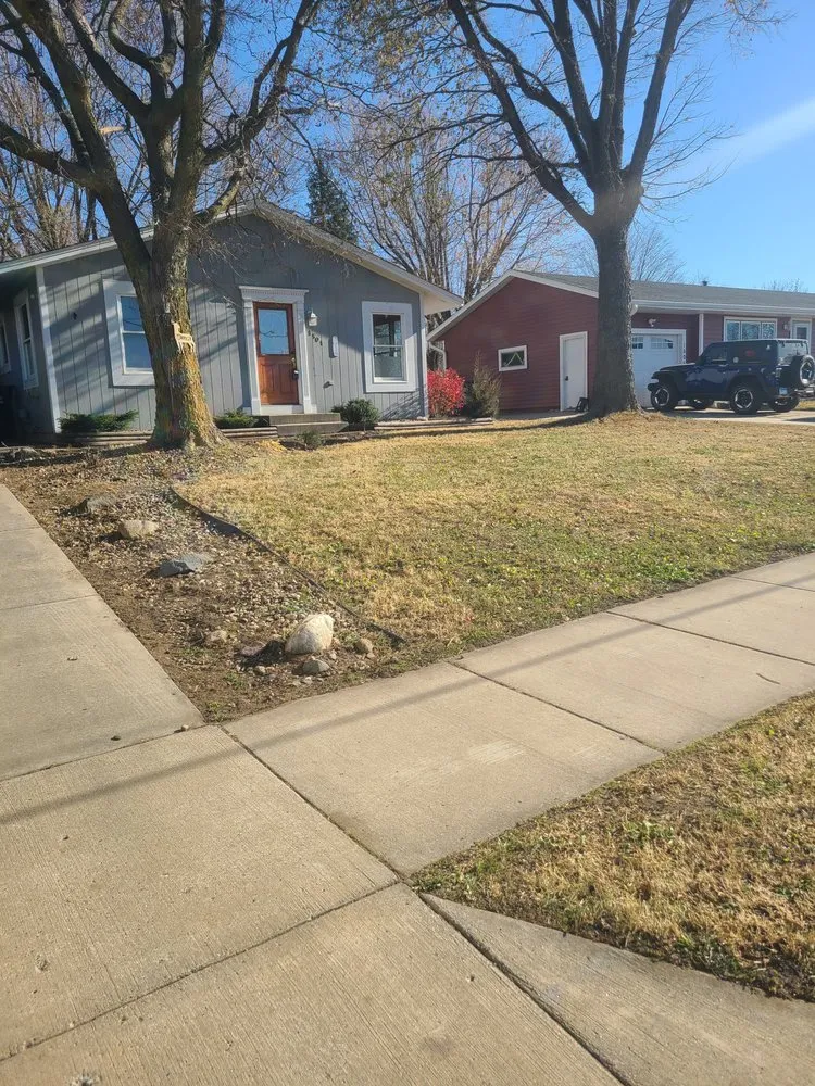 Local outdoor landscaping in Mounds View, MN by Designscape Creations