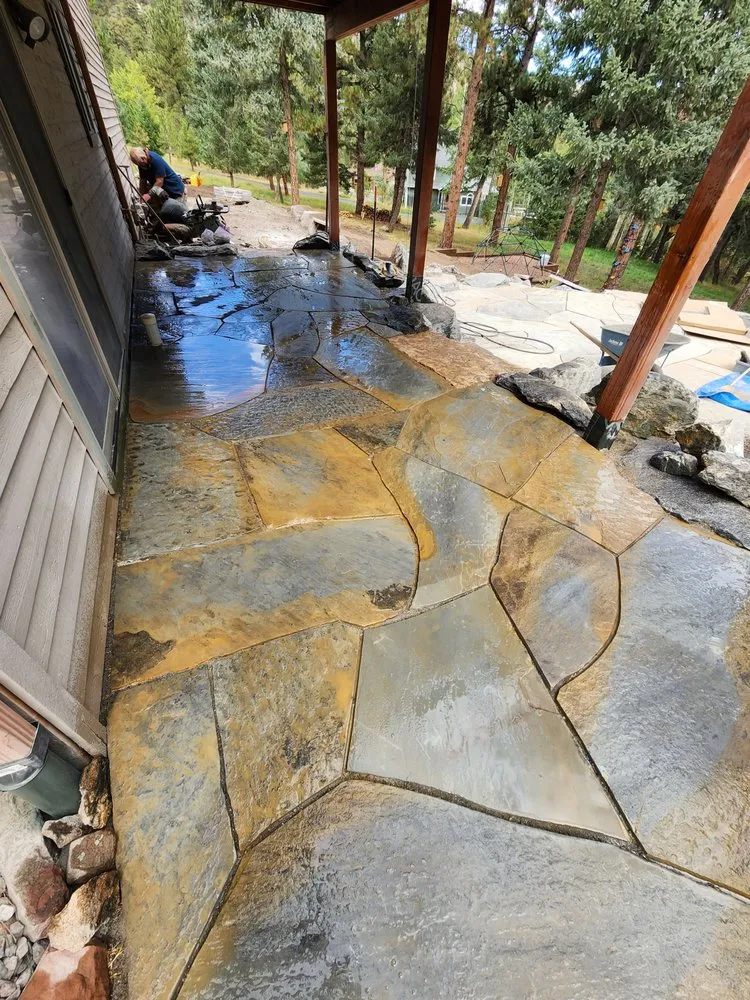 Custom landscaping services in Cherry Hills Village, CO - DesJardine Landscape