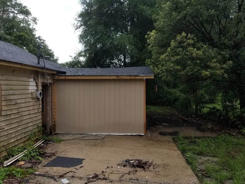 Affordable lawn mowing service near you in Deltona, FL by Deslee Home Service