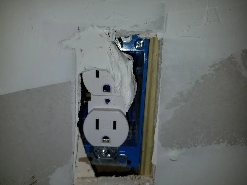 Affordable yard maintenance in Deltona, FL by Deslee Home Service